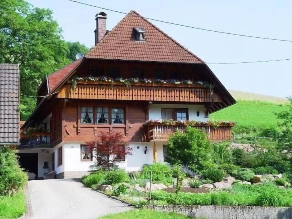 Oberbauernhof - Wohnung "Am Garten" -- Moderne Fewo Im Schoenen Schwarzwaldhaus Gutach Buitenkant foto